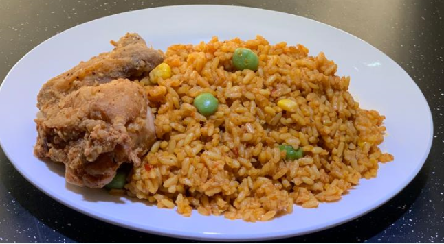 https://admin.kilimanjaro-restaurants.com/storage/gallery/Combo_K-Jollof_and_chicken__1723650870.png