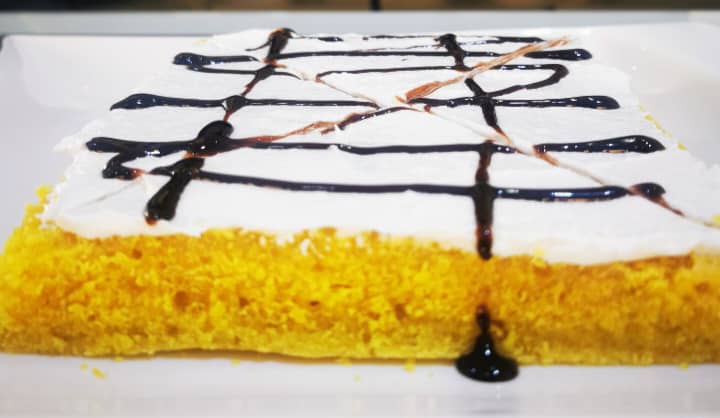 https://admin.kilimanjaro-restaurants.com/storage/gallery/Lemon_cake_1738923314.jpeg