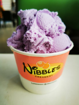 https://admin.kilimanjaro-restaurants.com/storage/gallery/thumbnail/Miss_Purple_Ice_cream__large_1738747819.jpeg
